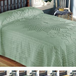 Queen sized chenille bedspread